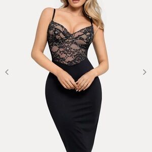 Black Lace Women's Intimate Slip